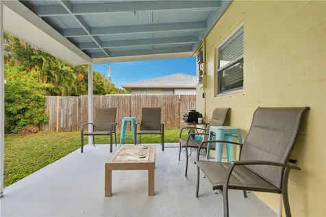 2145 30th Avenue Vero Beach FL 32960