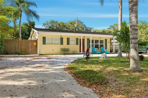 2145 30th Avenue Vero Beach FL 32960