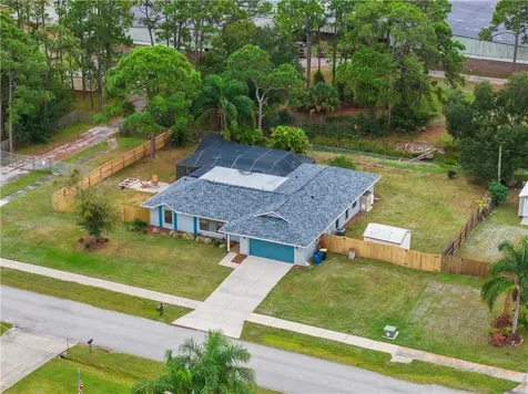 456 Narragansett Street NE Palm Bay FL 32907