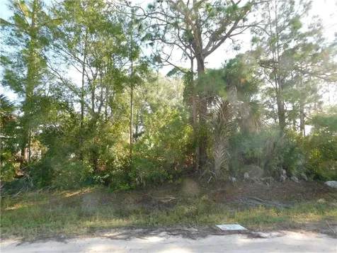 7816 102nd Court Vero Beach FL 32967