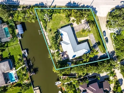 1631 W Camino Del Rio Vero Beach FL 32963