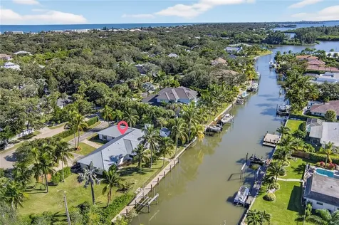 1631 W Camino Del Rio Vero Beach FL 32963
