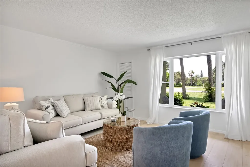 4142 Silver Palm Drive Vero Beach FL 32963
