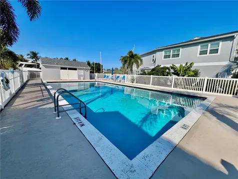 2486 Harbour Cove Drive Hutchinson Island FL 34949