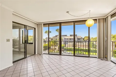 1850 Bay Road Vero Beach FL 32963