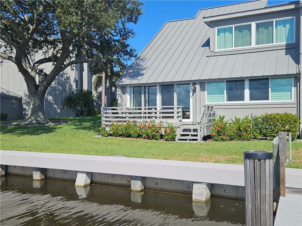 201 Spyglass Lane Vero Beach FL 32963