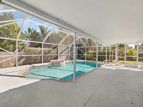 6130 60th Court Vero Beach FL 32967
