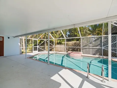 6130 60th Court Vero Beach FL 32967