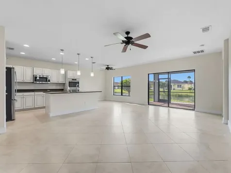 1772 Willows Square Vero Beach FL 32966