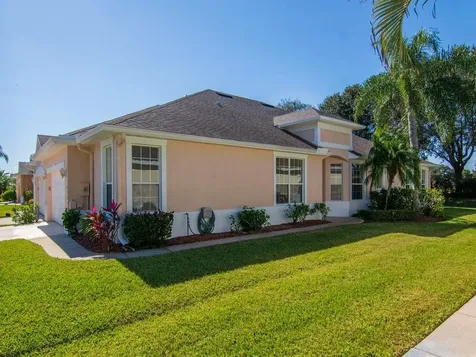 413 W Tangerine Square SW Vero Beach FL 32968