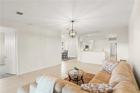 413 W Tangerine Square SW Vero Beach FL 32968