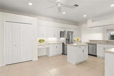 413 W Tangerine Square SW Vero Beach FL 32968