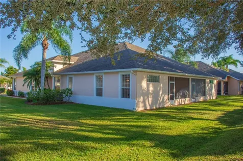 413 W Tangerine Square SW Vero Beach FL 32968