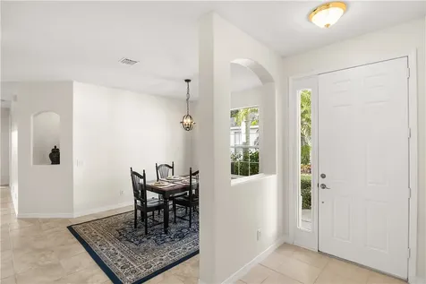 413 W Tangerine Square SW Vero Beach FL 32968