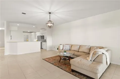 413 W Tangerine Square SW Vero Beach FL 32968