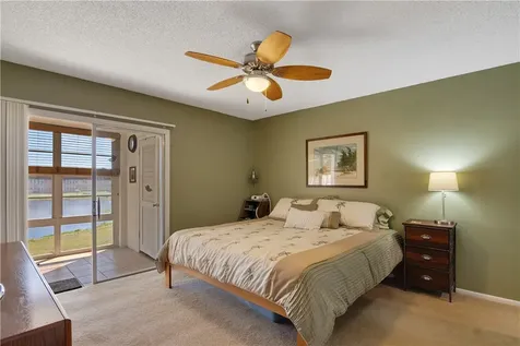 68 Royal Oak Court Vero Beach FL 32962