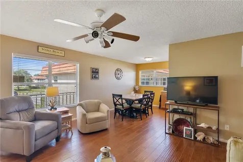 68 Royal Oak Court Vero Beach FL 32962
