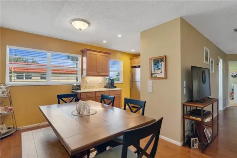 68 Royal Oak Court Vero Beach FL 32962