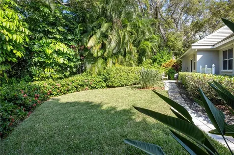 80 La Costa Court Vero Beach FL 32963