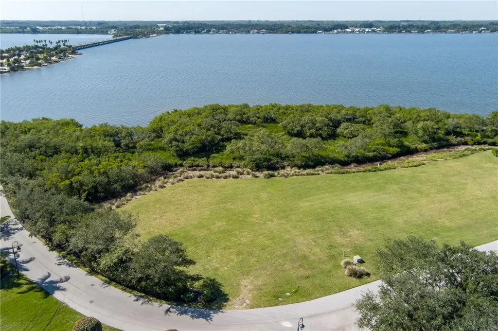 9205 Marsh Island Drive Vero Beach FL 32963