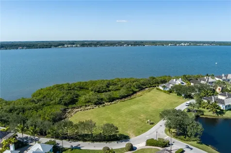 9205 Marsh Island Drive Vero Beach FL 32963
