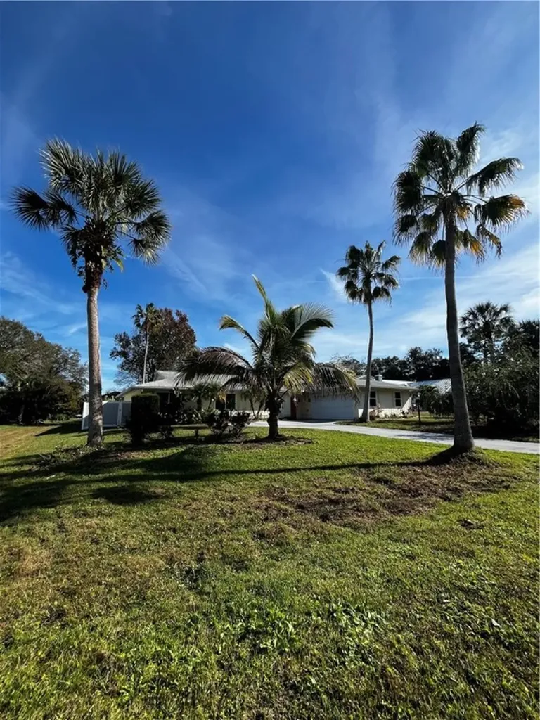 2280 81st Terrace Vero Beach FL 32966