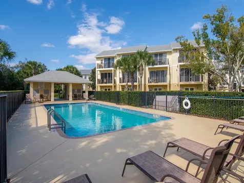 1680 42nd Square Vero Beach FL 32960