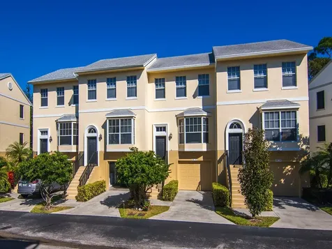1680 42nd Square Vero Beach FL 32960