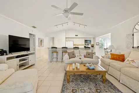 1295 Winding Oaks Circle Vero Beach FL 32963