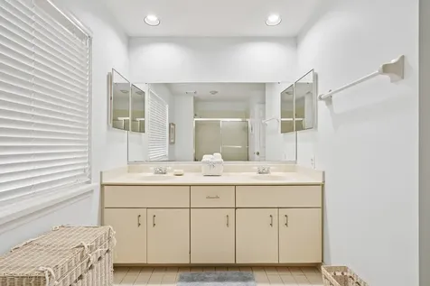 1295 Winding Oaks Circle Vero Beach FL 32963