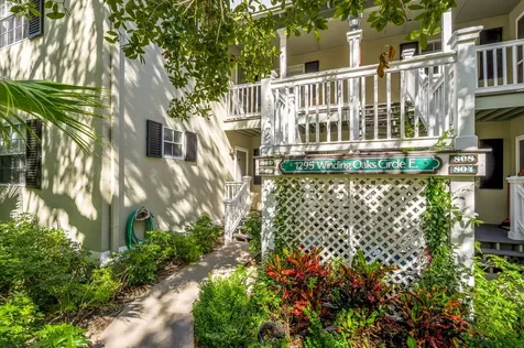 1295 Winding Oaks Circle Vero Beach FL 32963