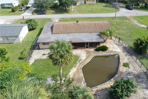 1701 24th Avenue Vero Beach FL 32960