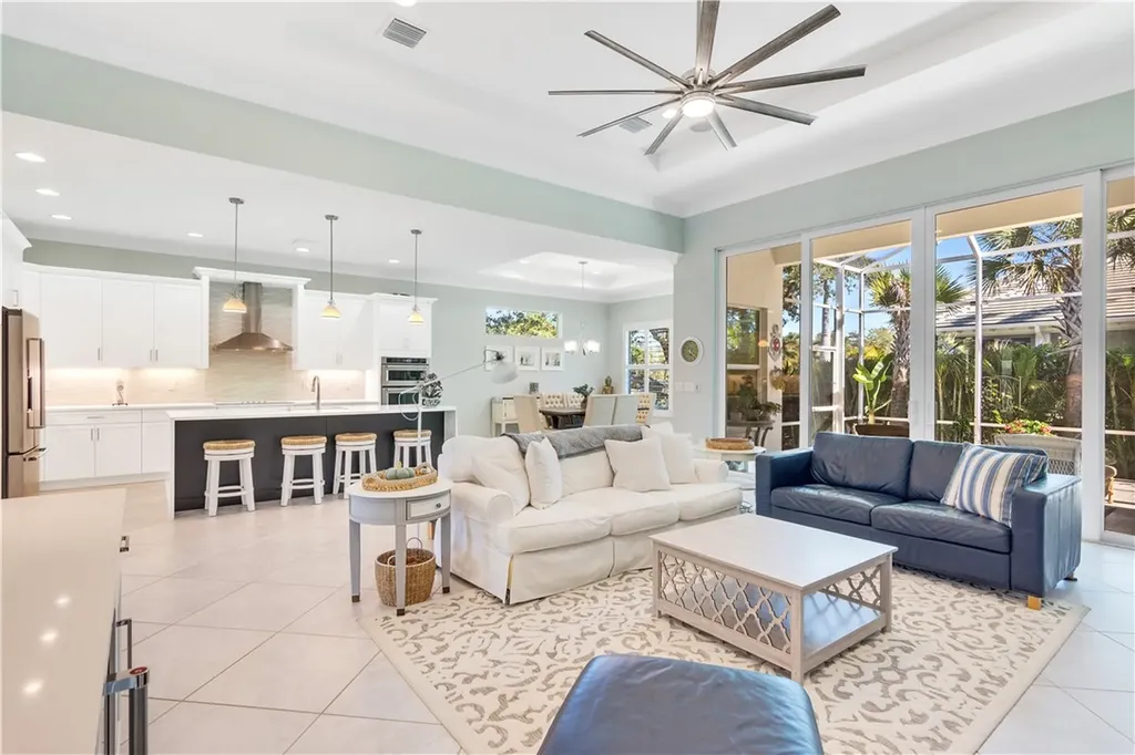 9215 Orchid Cove Circle Vero Beach FL 32963