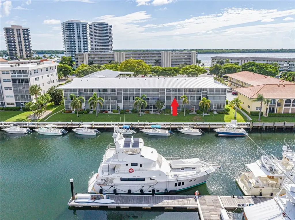 37 Yacht Club Drive North Palm Beach FL 33408