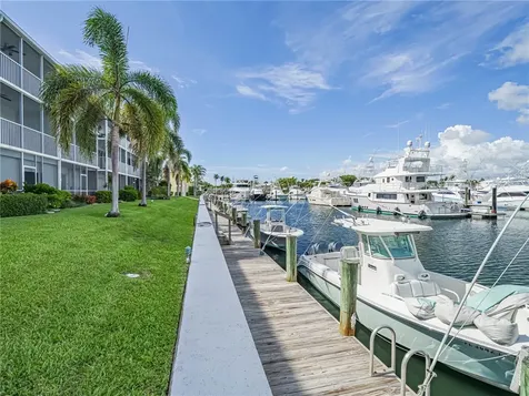 37 Yacht Club Drive North Palm Beach FL 33408