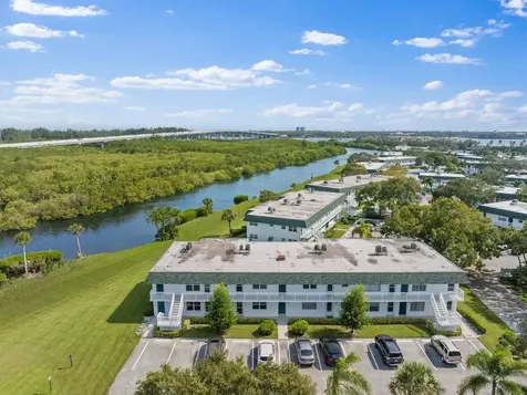 2800 Indian River Boulevard Vero Beach FL 32960