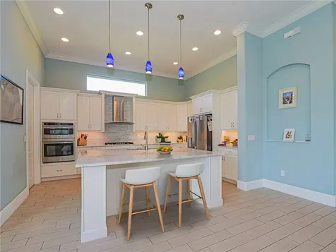 395 Sapphire Way SW Vero Beach FL 32968