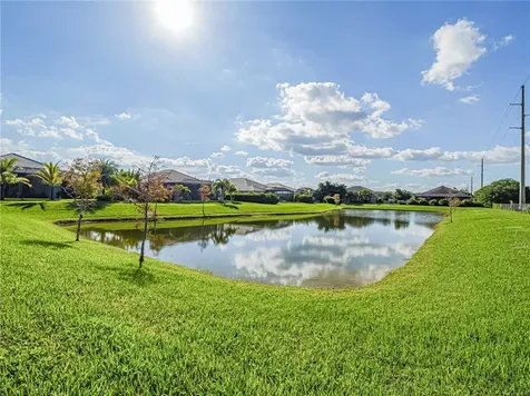 395 Sapphire Way SW Vero Beach FL 32968