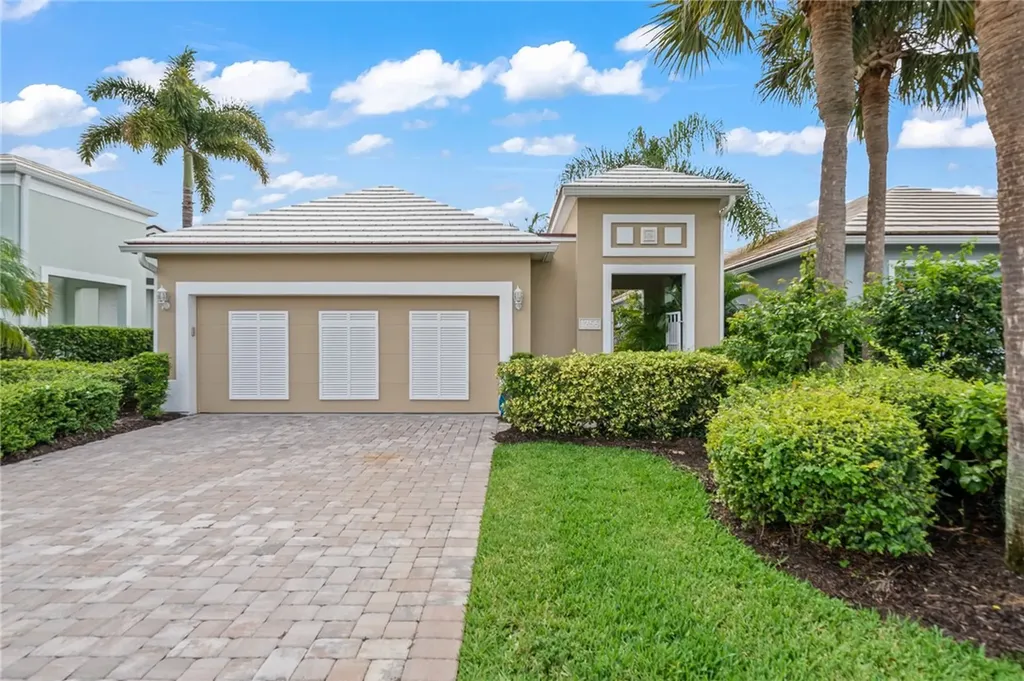 1255 Saint Georges Lane Vero Beach FL 32967
