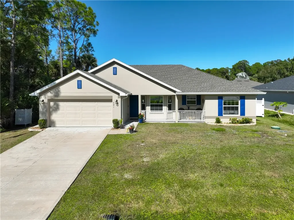 941 Le Baron Street SW Palm Bay FL 32908