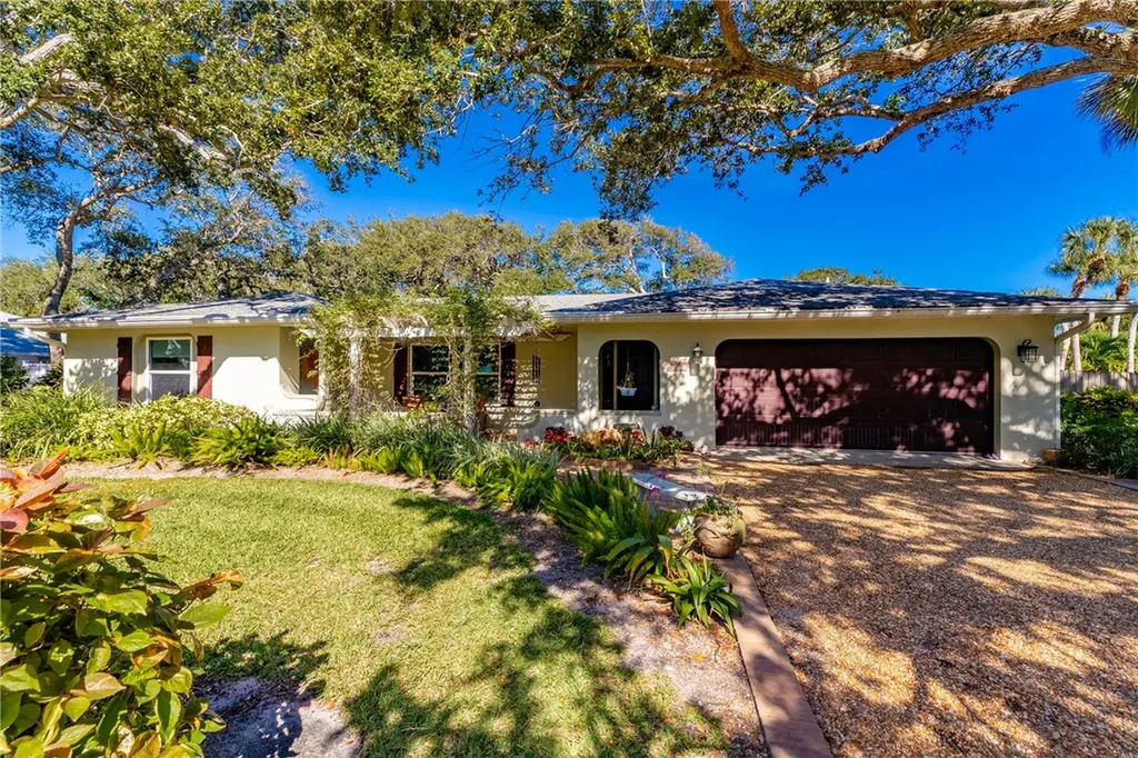 935 Tulip Lane Vero Beach FL 32963