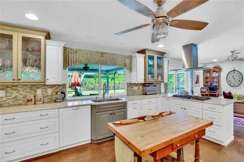 935 Tulip Lane Vero Beach FL 32963