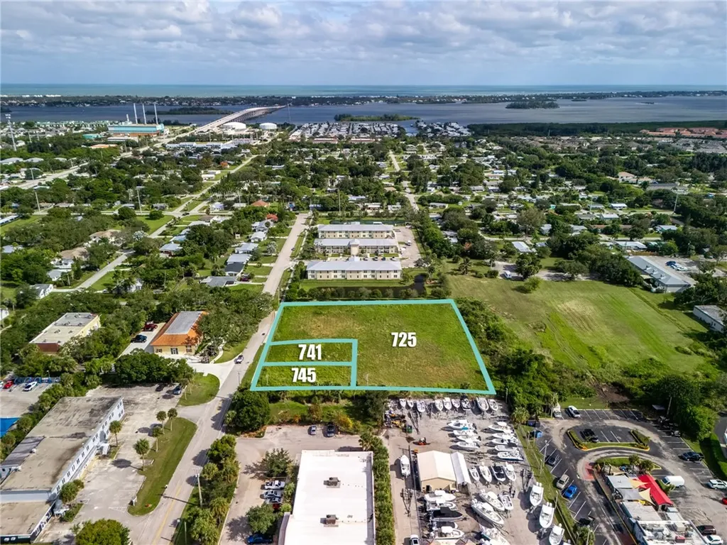 725 15th Place Vero Beach FL 32960