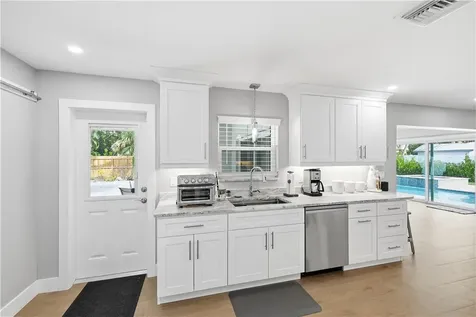 635 Gardenia Lane Vero Beach FL 32963