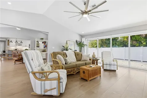 635 Gardenia Lane Vero Beach FL 32963
