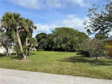 1370 White Heron Lane Vero Beach FL 32963