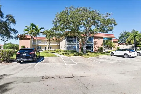 62 Woodland Drive Vero Beach FL 32962