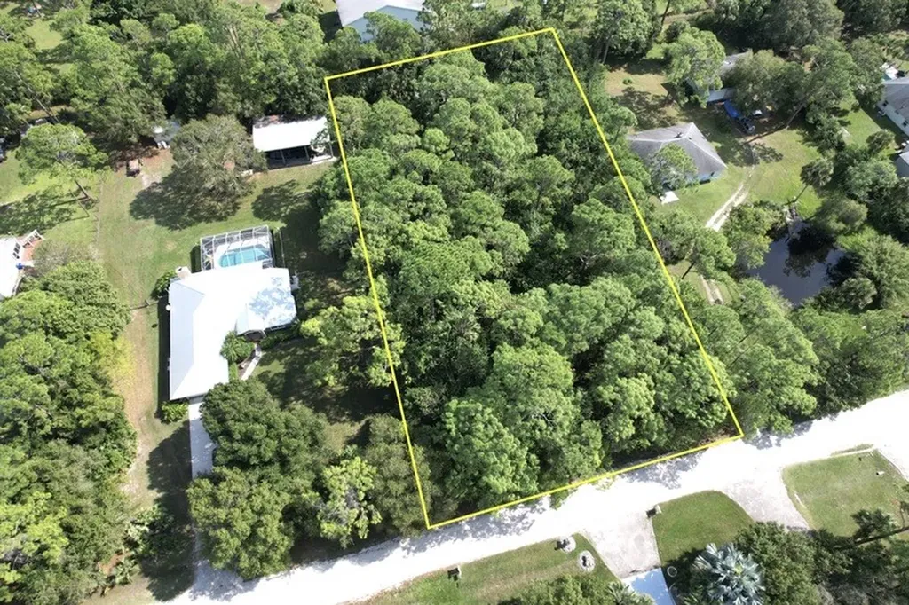 8366 92nd Avenue Vero Beach FL 32967