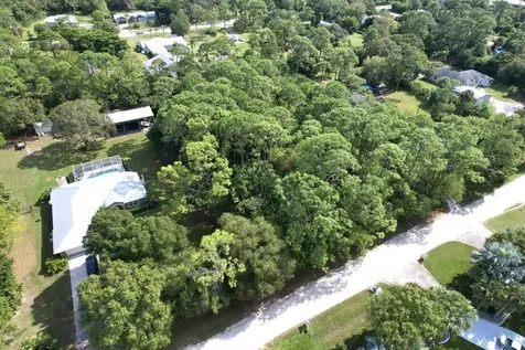 8366 92nd Avenue Vero Beach FL 32967