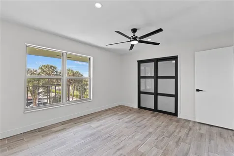 809 W Oakland Park Boulevard Fort Lauderdale FL 33311